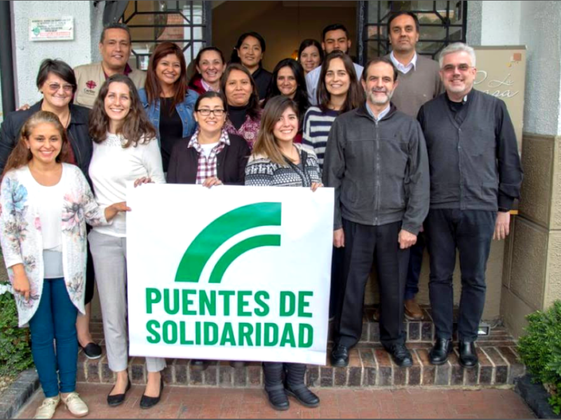 Puentes de Solidaridad: un año después Puentes de Solidaridad: un año después